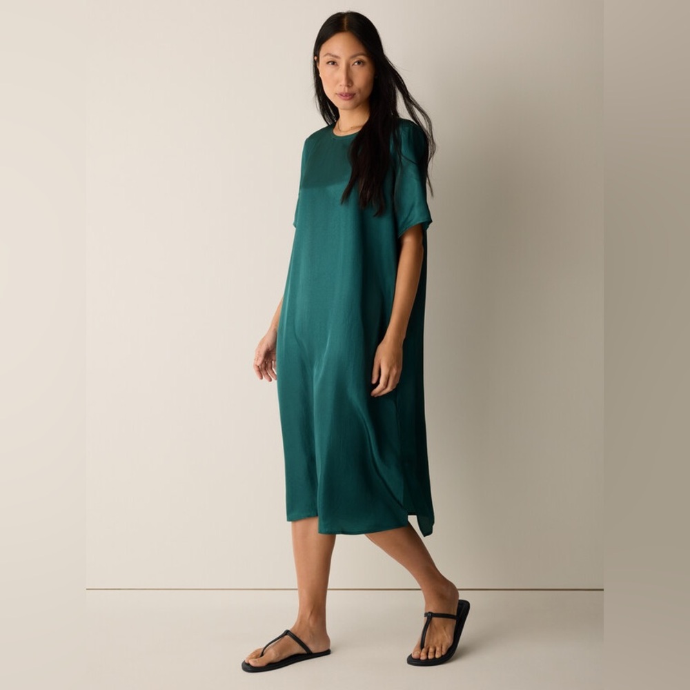NWT Eileen Fisher Lightweight Satin Shimmer Tee Dress in Kelp